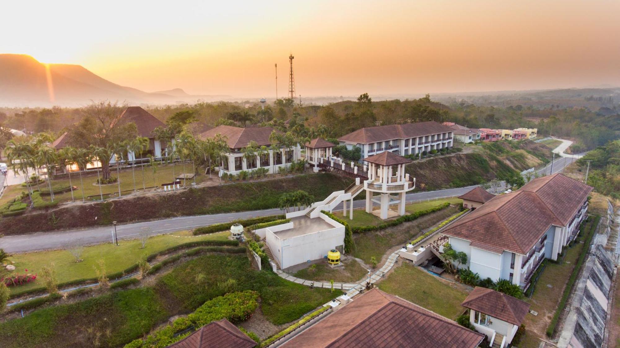 Leaves Valley Resort Nong Ya Plong Luaran gambar