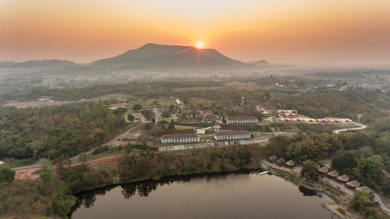 Leaves Valley Resort Nong Ya Plong Luaran gambar